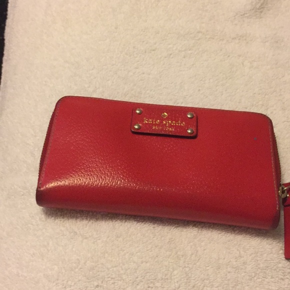 Wallet - Picture 1 of 2